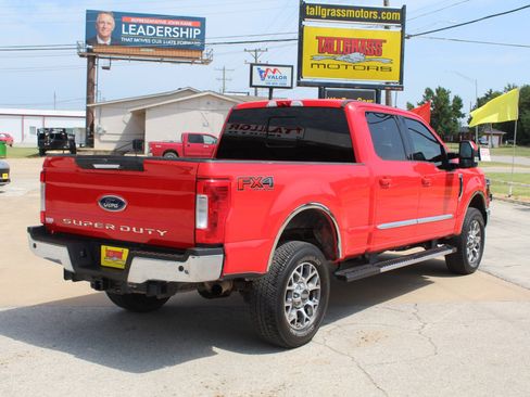 Used 2019 Ford F250 Lariat w/ Lariat Value Package AWD/4WD image 5