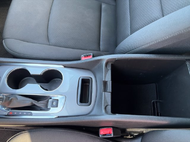 Used 2025 Chevrolet Malibu LT FWD image 25