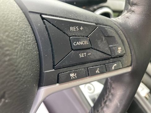 Used 2020 Nissan Sentra SV FWD image 43