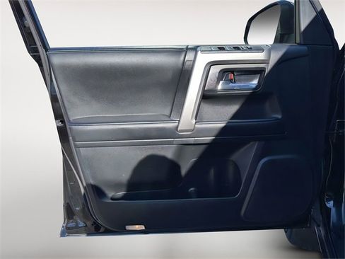 Used 2024 Toyota 4Runner SR5 image 18