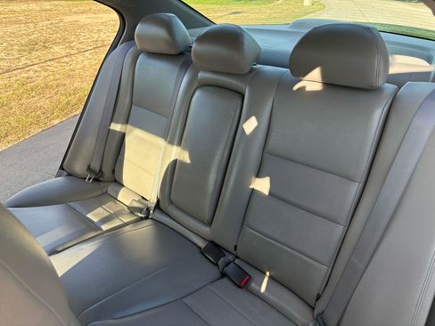 Used 2010 Honda Accord LX image 27