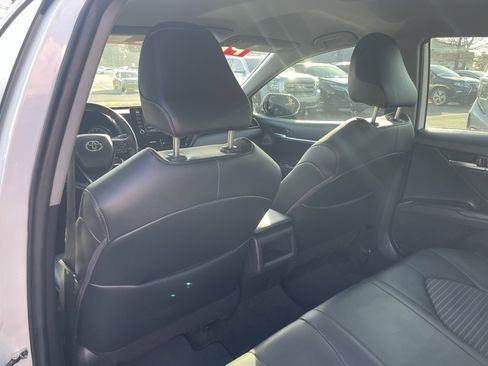Used 2023 Toyota Camry SE image 23