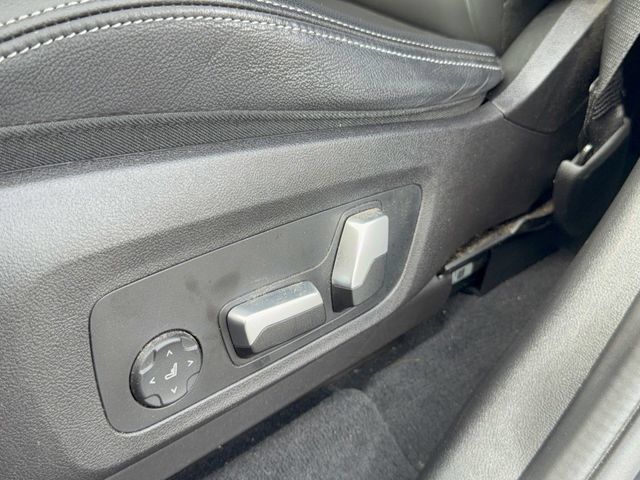 Used 2022 BMW X3 xDrive30i w/ M Sport Package AWD/4WD image 14