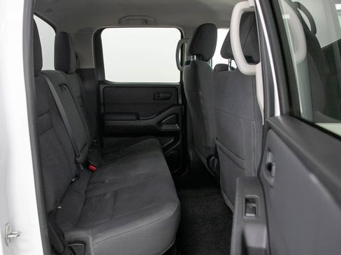 Used 2022 Nissan Frontier S w/ Technology Package AWD/4WD image 12