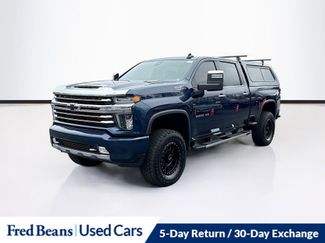 Used 2022 Chevrolet Silverado 2500 High Country w/ Safety Package II video 3