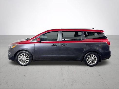 Used 2020 Kia Sedona EX FWD image 9