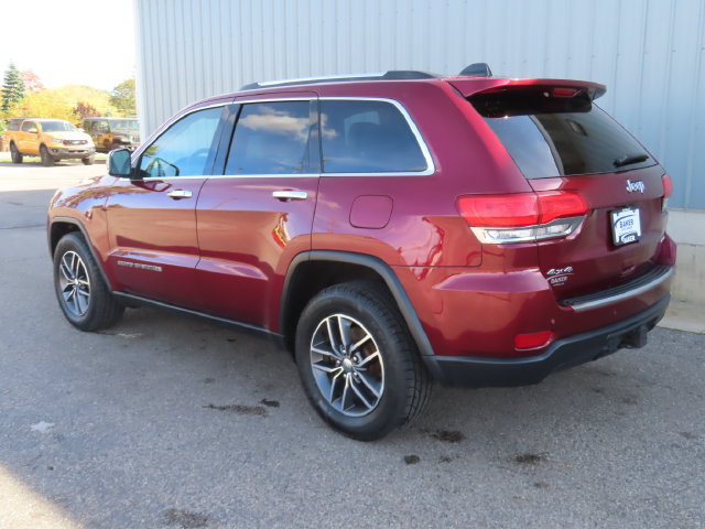 Used 2018 Jeep Grand Cherokee Limited w/ Trailer Tow Group IV AWD/4WD image 12