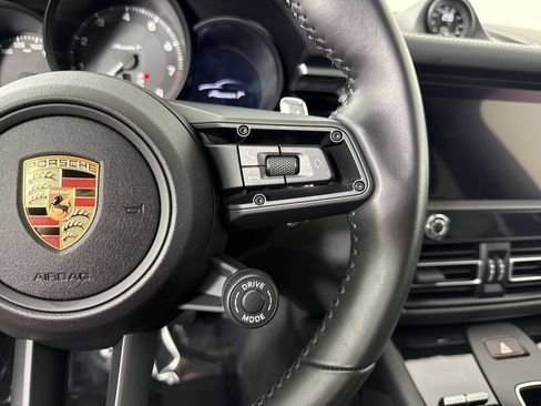 Certified 2024 Porsche Macan Turbo AWD/4WD image 38