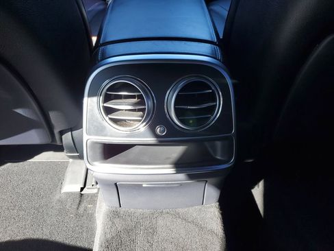 Used 2020 Mercedes-Benz S 560 Sedan image 13