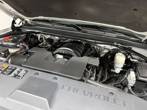 Used 2016 Chevrolet Suburban LT AWD/4WD image 53