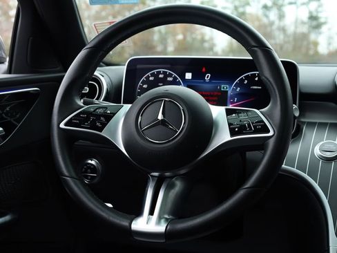 Used 2024 Mercedes-Benz C 300 Sedan image 28