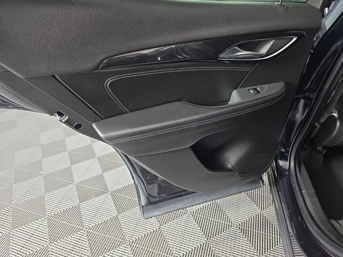 Used 2021 Buick Envision Essence w/ Technology Package I image 28