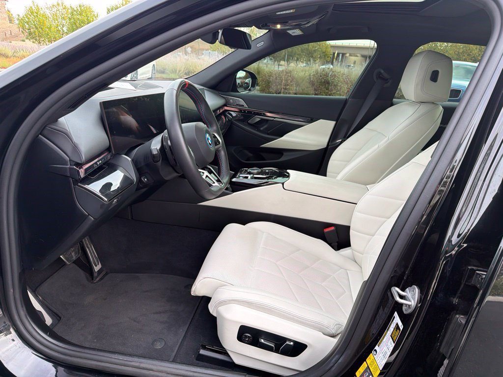 Used 2024 BMW i5 M60 w/ Premium Package AWD/4WD image 10