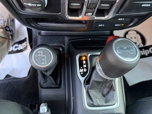 Used 2020 Jeep Wrangler Unlimited Sport S image 22