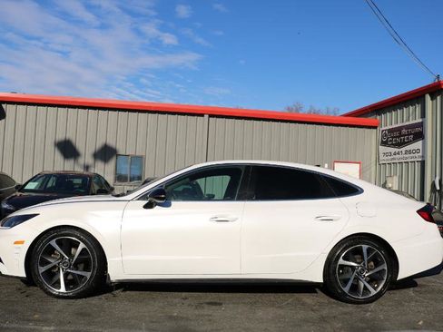 Used 2022 Hyundai Sonata SEL Plus image 3