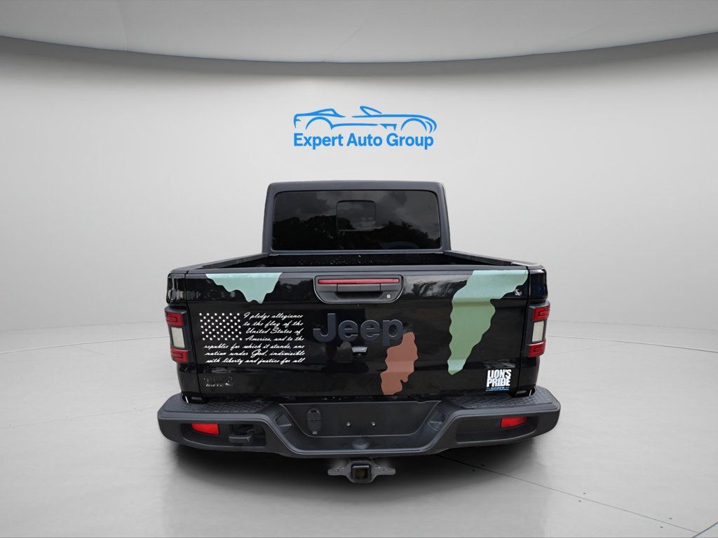 Used 2022 Jeep Gladiator Sport AWD/4WD image 9