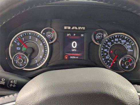 Certified 2024 RAM 1500 Big Horn image 17