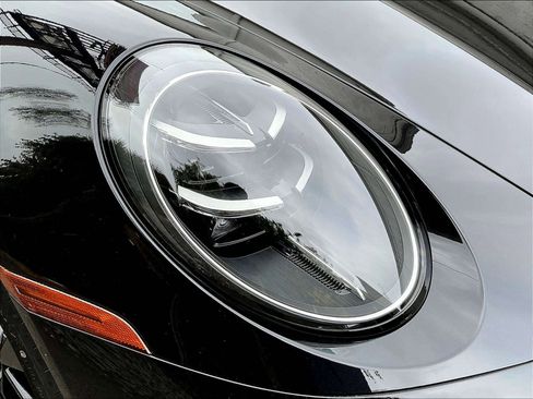 New 2026 Porsche 911 Carrera image 22