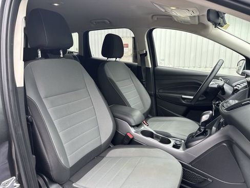 Used 2016 Ford Escape SE w/ Equipment Group 201A AWD/4WD image 26