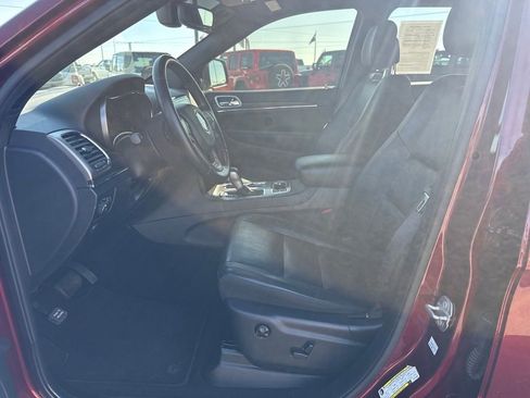 Used 2020 Jeep Grand Cherokee Limited image 24