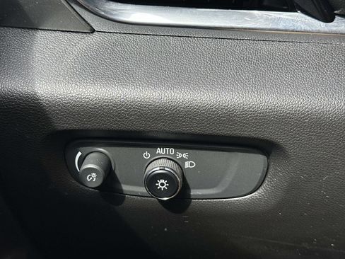 Certified 2023 Chevrolet Traverse LT AWD/4WD image 26