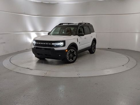 New 2025 Ford Bronco Sport Outer Banks image 6