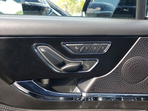 Certified 2024 Lincoln Corsair FWD image 9