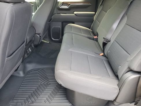 Certified 2024 Chevrolet Silverado 1500 LT AWD/4WD image 11