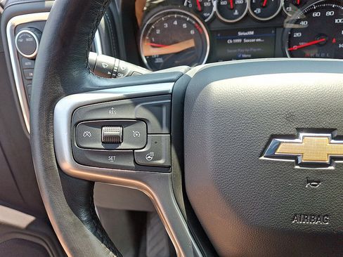 Certified 2020 Chevrolet Silverado 1500 LT w/ Convenience Package AWD/4WD image 9