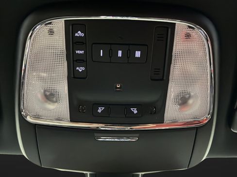 Used 2022 Dodge Charger SRT Hellcat w/ Navigation & Travel Group RWD image 33