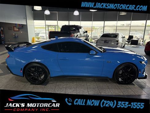Used 2024 Ford Mustang GT Premium image 32