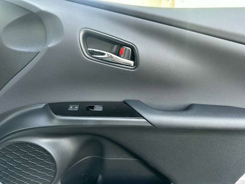 Used 2019 Toyota Prius Prime Premium image 20