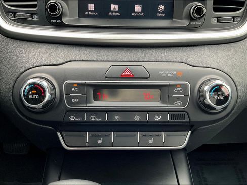 Used 2020 Kia Sorento LX w/ LX I4 Convenience Package AWD/4WD image 14