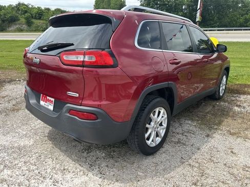 Used 2014 Jeep Cherokee Latitude w/ Comfort/Convenience Group FWD image 10