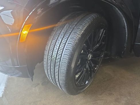 Certified 2024 Cadillac XT4 Sport image 34