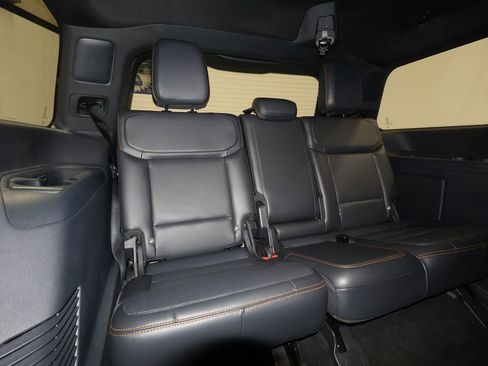 Used 2025 Ford Expedition Tremor AWD/4WD image 25