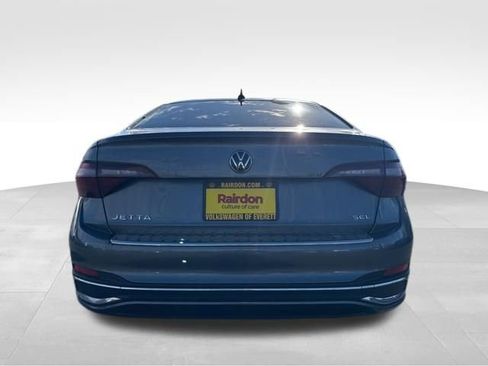 Used 2024 Volkswagen Jetta SEL image 7