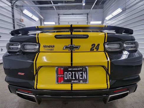 Used 2020 Chevrolet Camaro SS RWD image 13