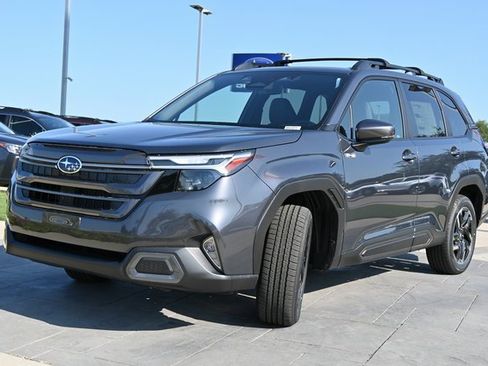 New 2025 Subaru Forester Limited w/ Popular Package image 7