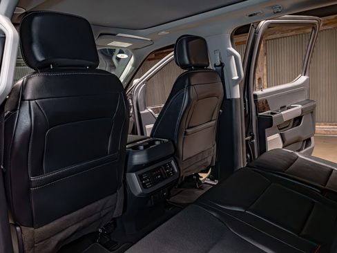 Used 2023 Ford F450 Lariat w/ Lariat Ultimate Package image 26