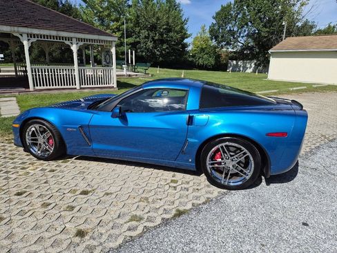 Used 2008 Chevrolet Corvette Z06 w/ Preferred Equipment Group RWD image 8