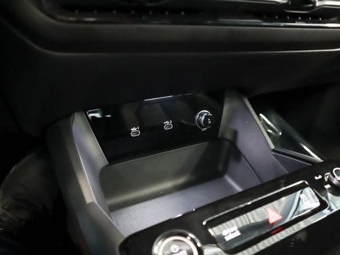 Used 2025 Audi Q6 e-tron Premium w/ Convenience Package RWD image 22
