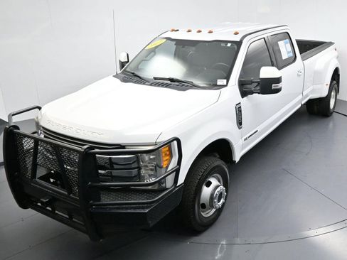 Used 2017 Ford F350 Lariat AWD/4WD image 42