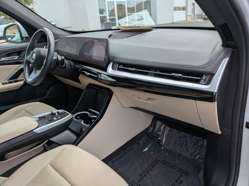 Used 2024 BMW X1 xDrive28i AWD/4WD image 33
