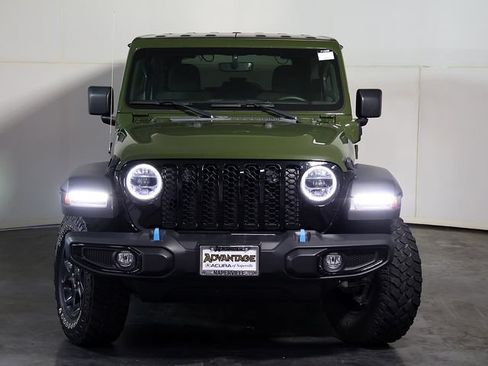 Used 2023 Jeep Wrangler Unlimited w/ Cold Weather Group AWD/4WD image 9