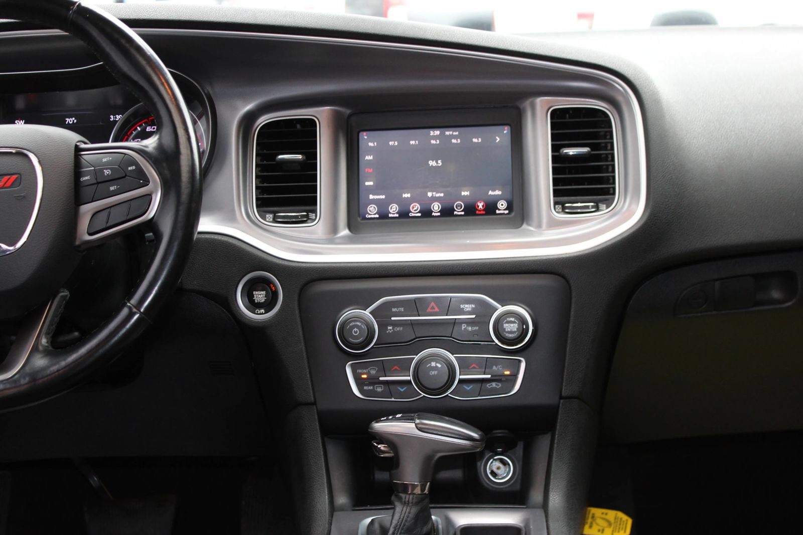 Used 2021 Dodge Charger SXT w/ Leather Interior Group RWD image 25