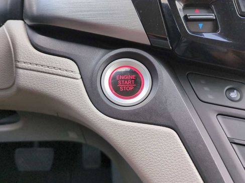 Used 2019 Honda Odyssey EX-L image 16