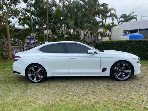 Used 2025 Genesis G70 2.5T w/ Sport Prestige Package image 8