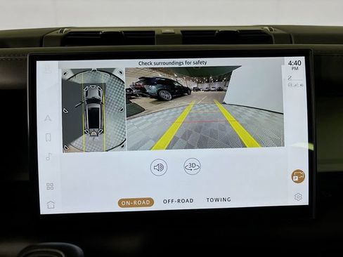 Used 2025 Land Rover Defender 130 S image 17