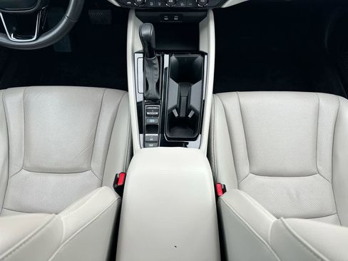 Used 2023 Honda Accord EX-L image 31